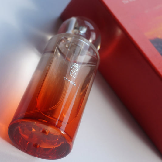 「茜色」Dorméa｜夕日の安らぎを閉じ込めた香水